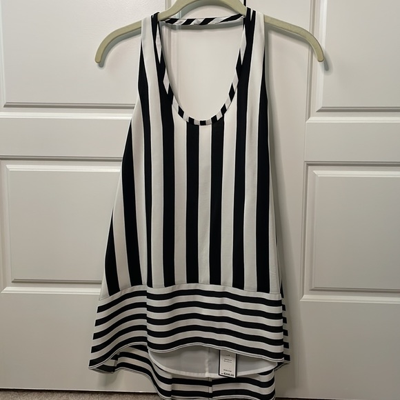 BCBG Dana open back tank black and white striped small NWT - Picture 3 of 11